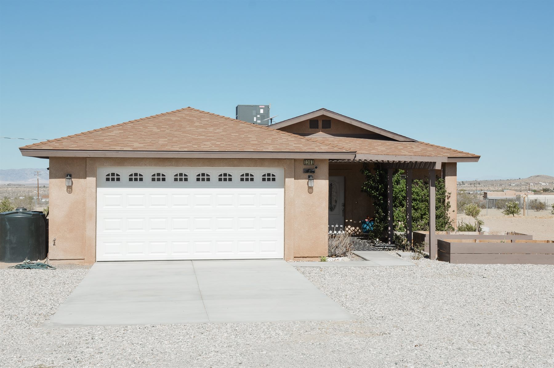 1381 Soledad Avenue - 1 photo 2
