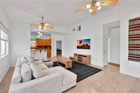 72440 Sun Valley Dr photo 3