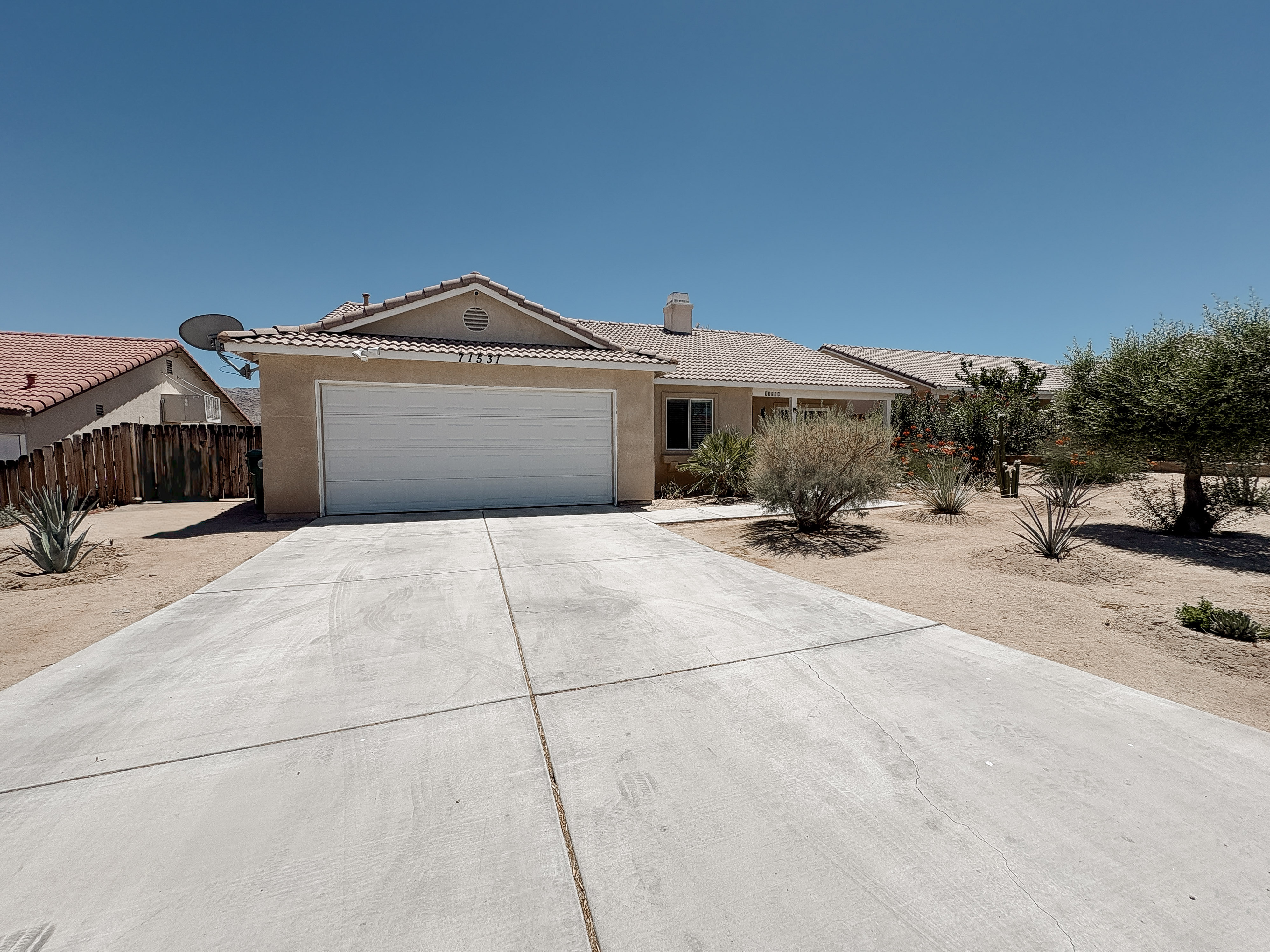 71531 Sunnyvale Drive photo 2