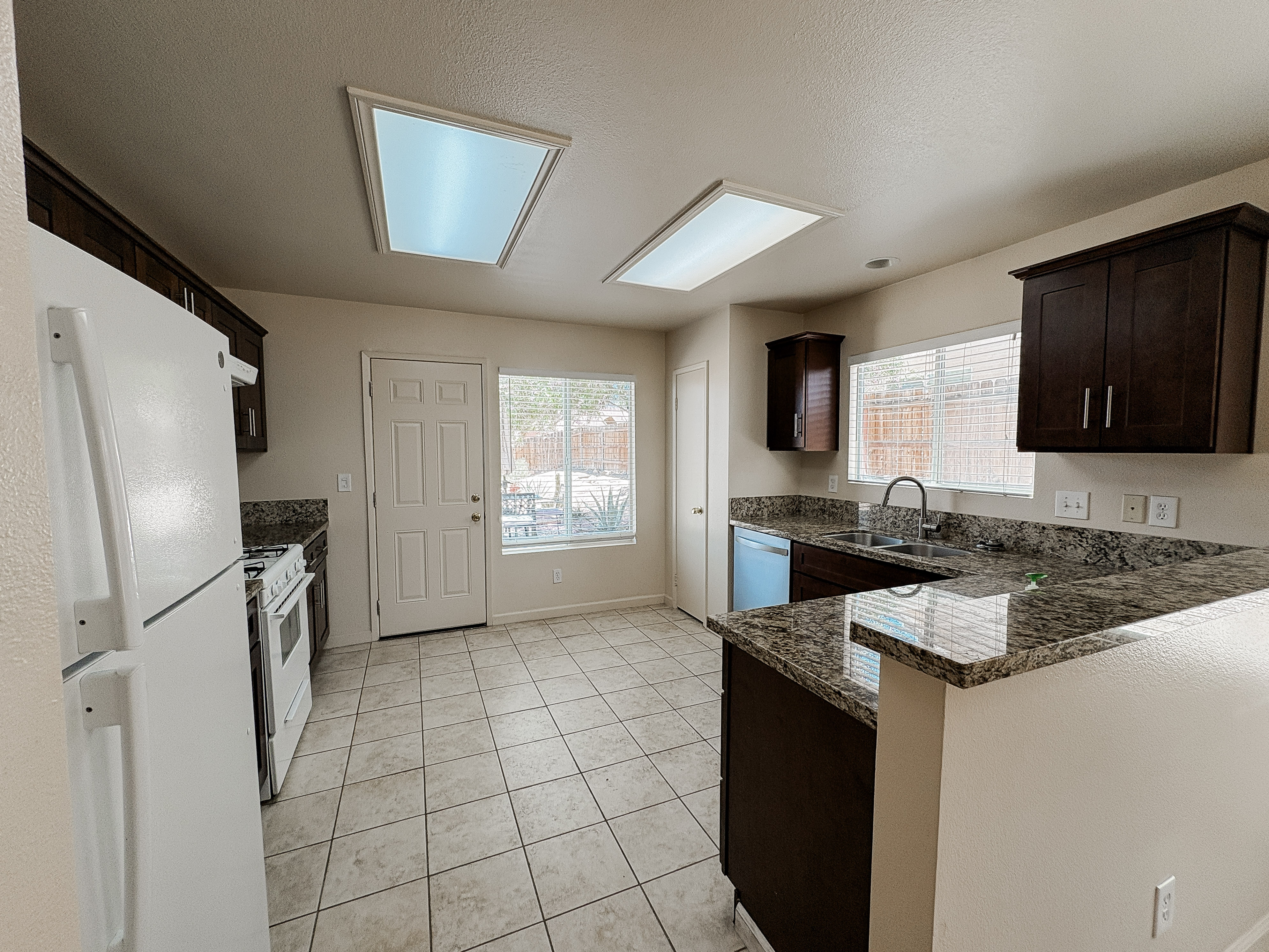 71531 Sunnyvale Drive photo 7