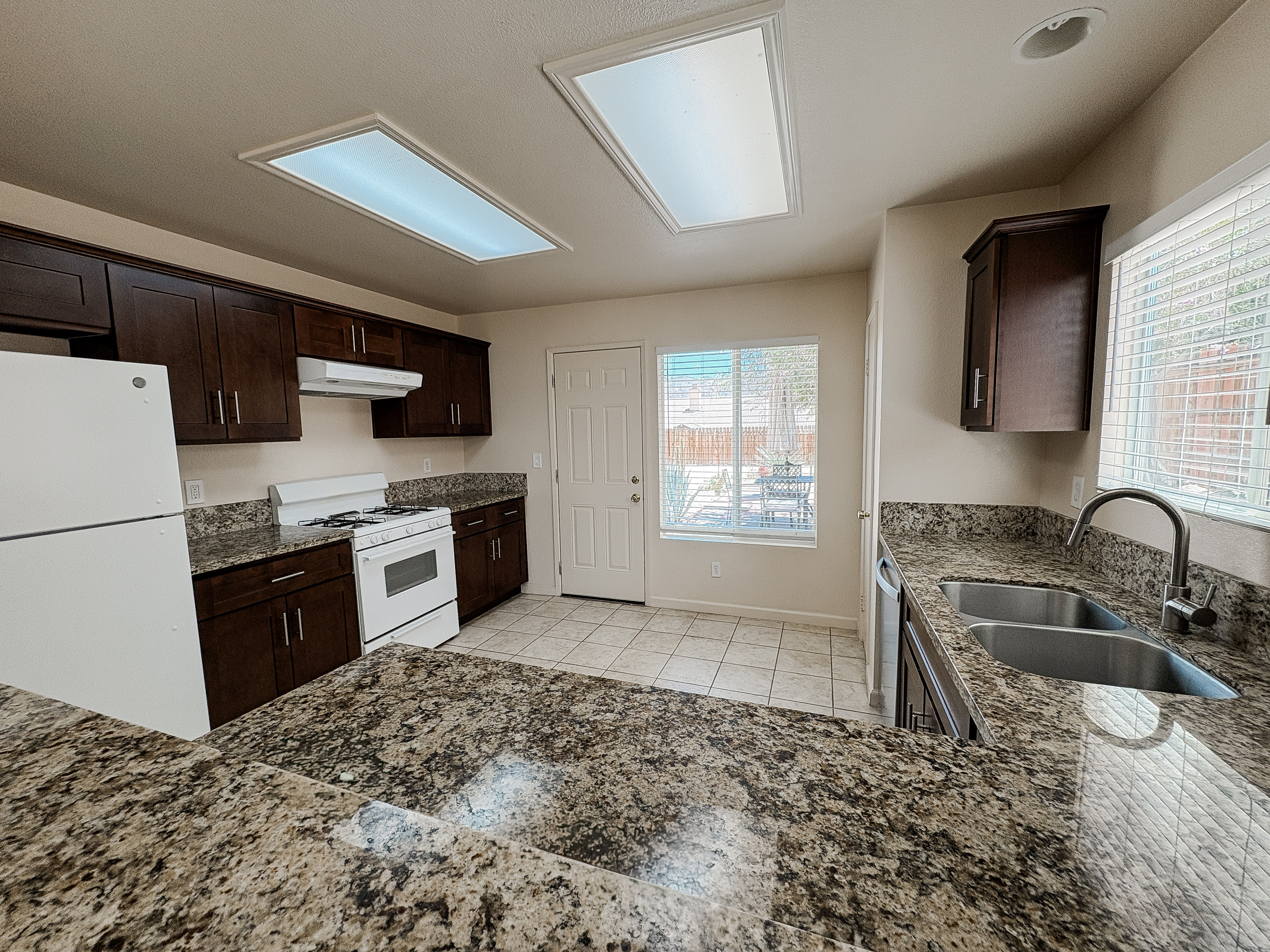71531 Sunnyvale Drive photo 8